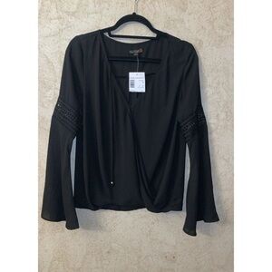 Guess Womens Felise Bell Sleeve Boho Top New With Tags size medium